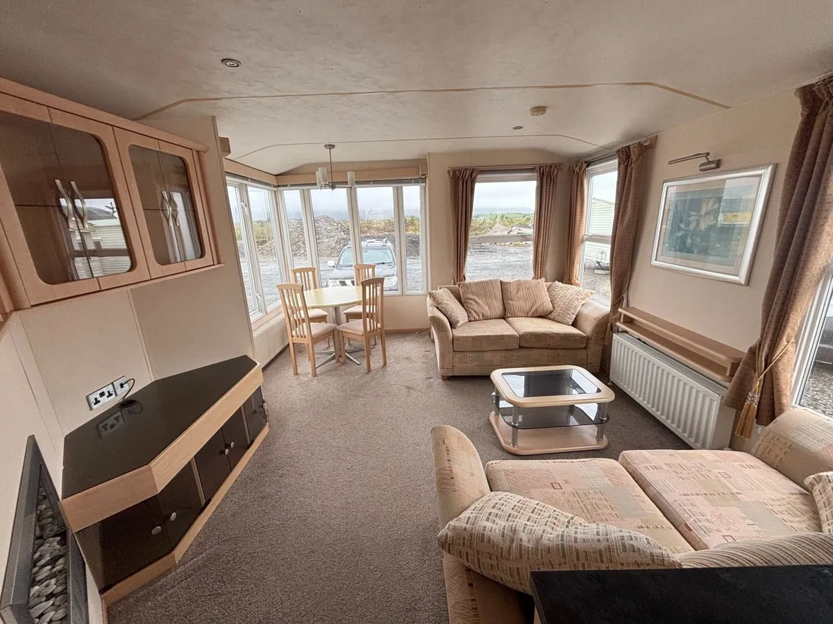 39X12 Atlas, 2Bed, D/G&C/H, Free Delivery up2 60 M - Image 2