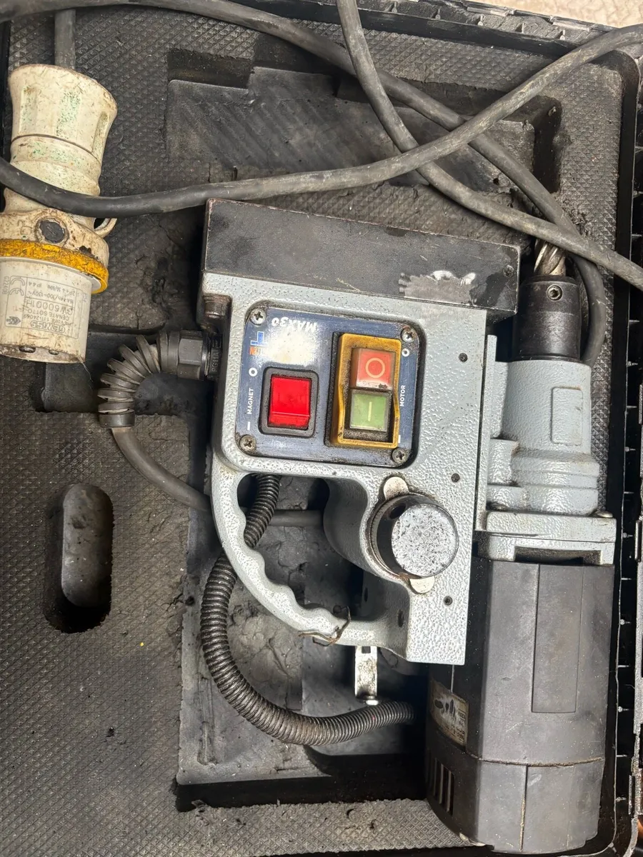 HMT MAX30 Magnetic Drill in perfect working order.