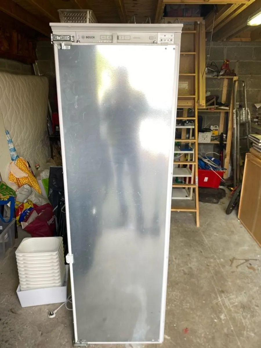 Bosch Integrated Fridge - Image 1