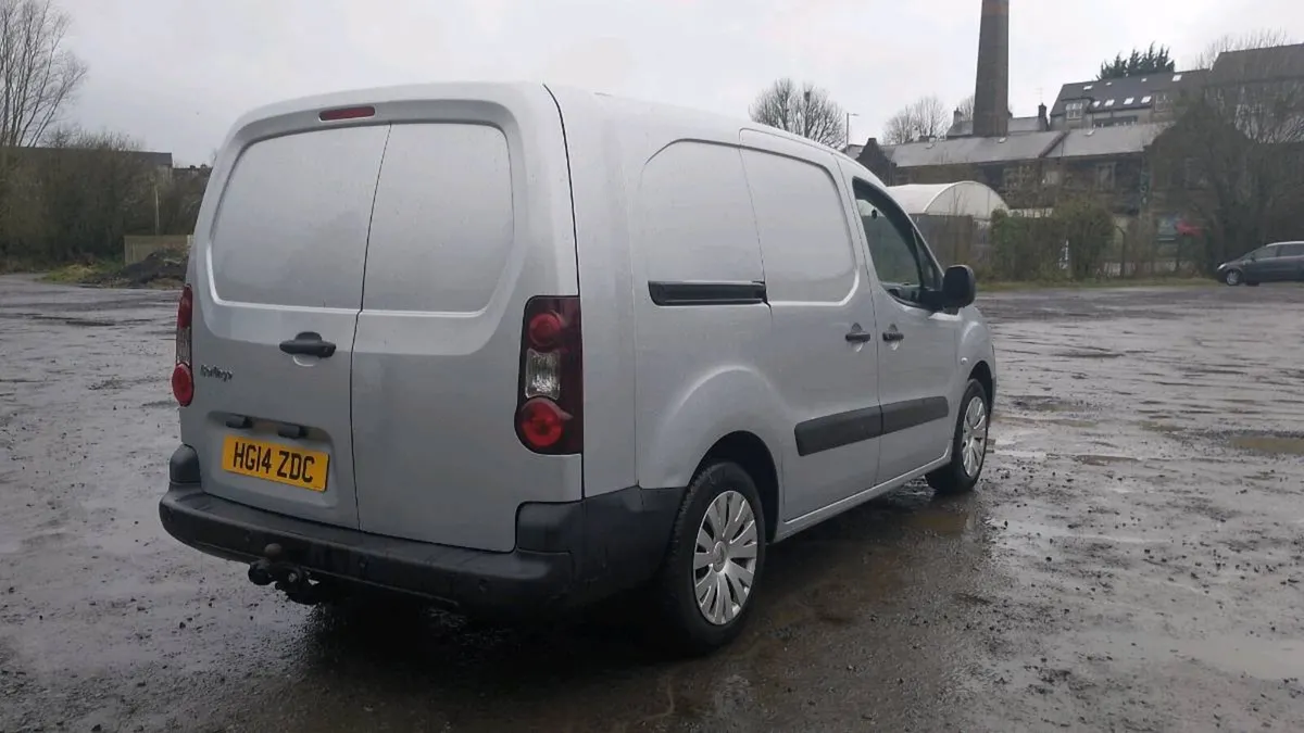 2018 citroën Berlingo 5 seater crew van - Image 4