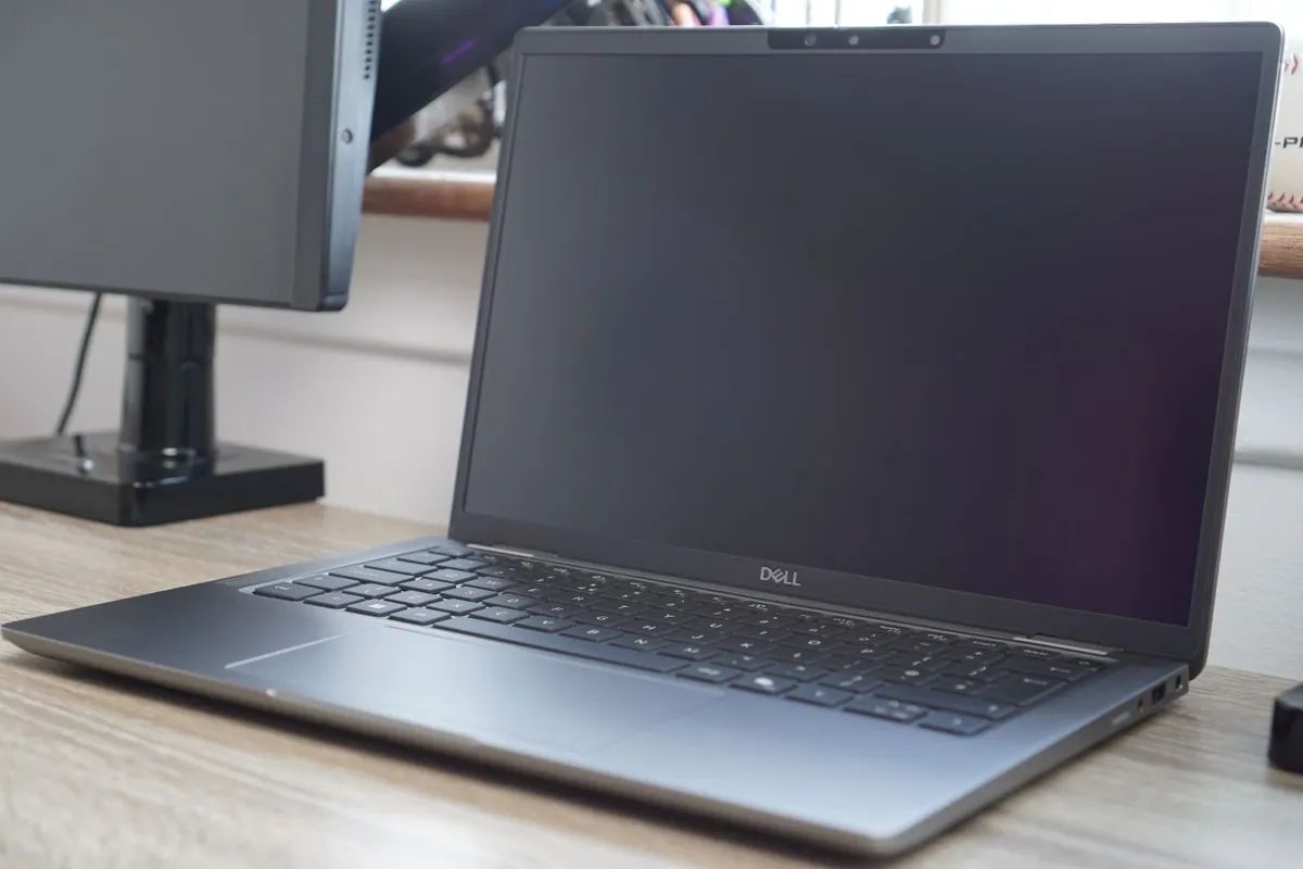 New Dell Latitude 7350 | Core Ultra 5 125U | 16GB - Image 1