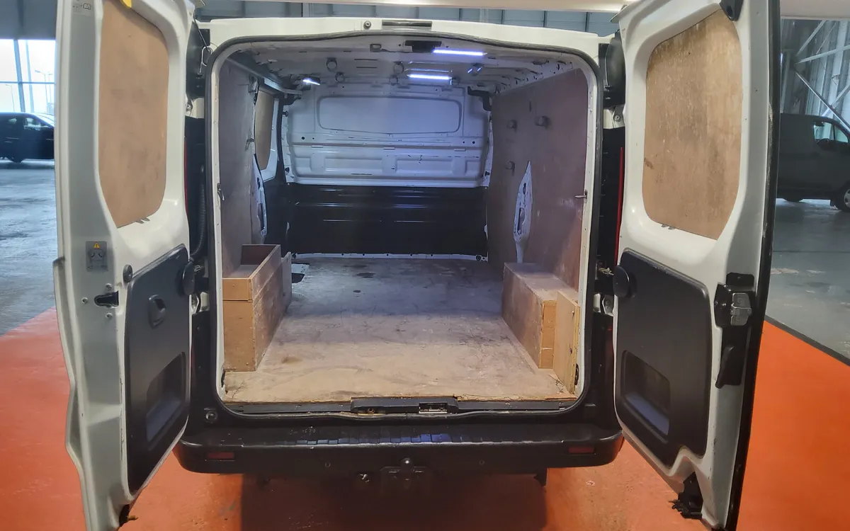 Renault Trafic 2016 - Image 4