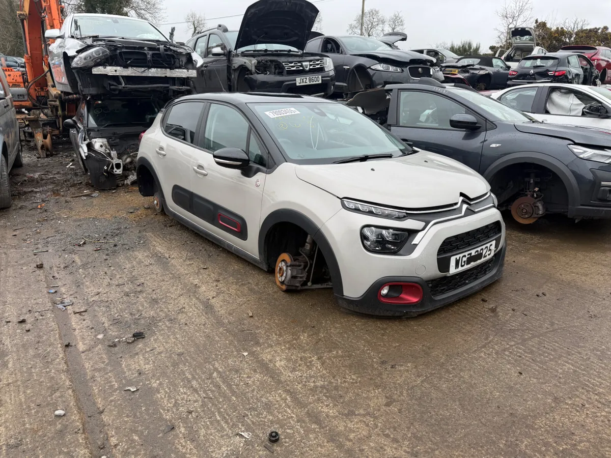 breaking 2022 Citreon C3 1.2 p - Image 1