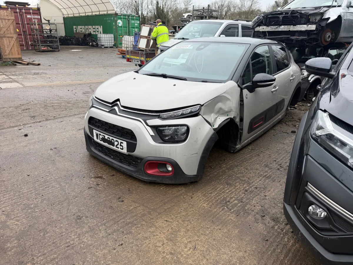 breaking 2022 Citreon C3 1.2 p - Image 3