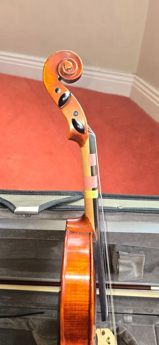 Violin 3/4 Intermediate Westbury Antiqued - Image 2