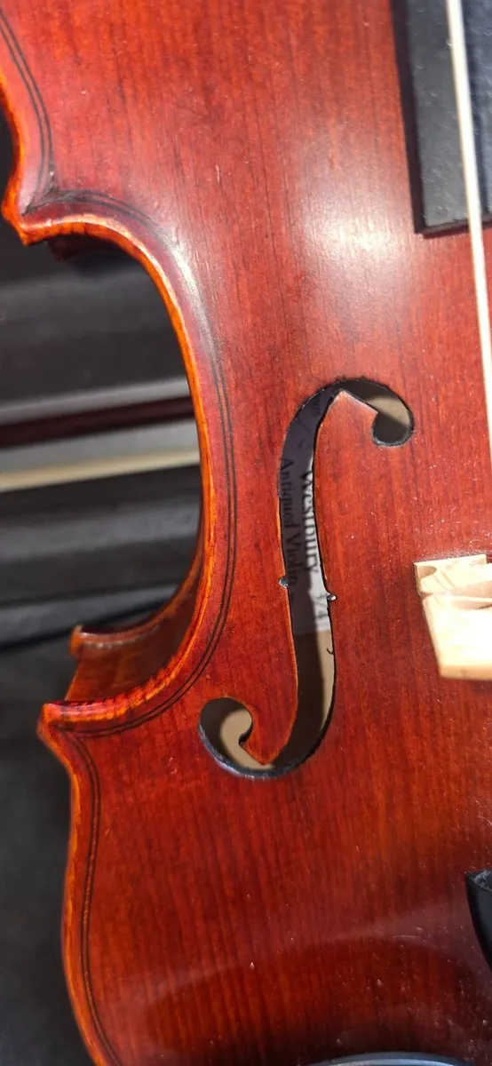 Violin 3/4 Intermediate Westbury Antiqued - Image 1