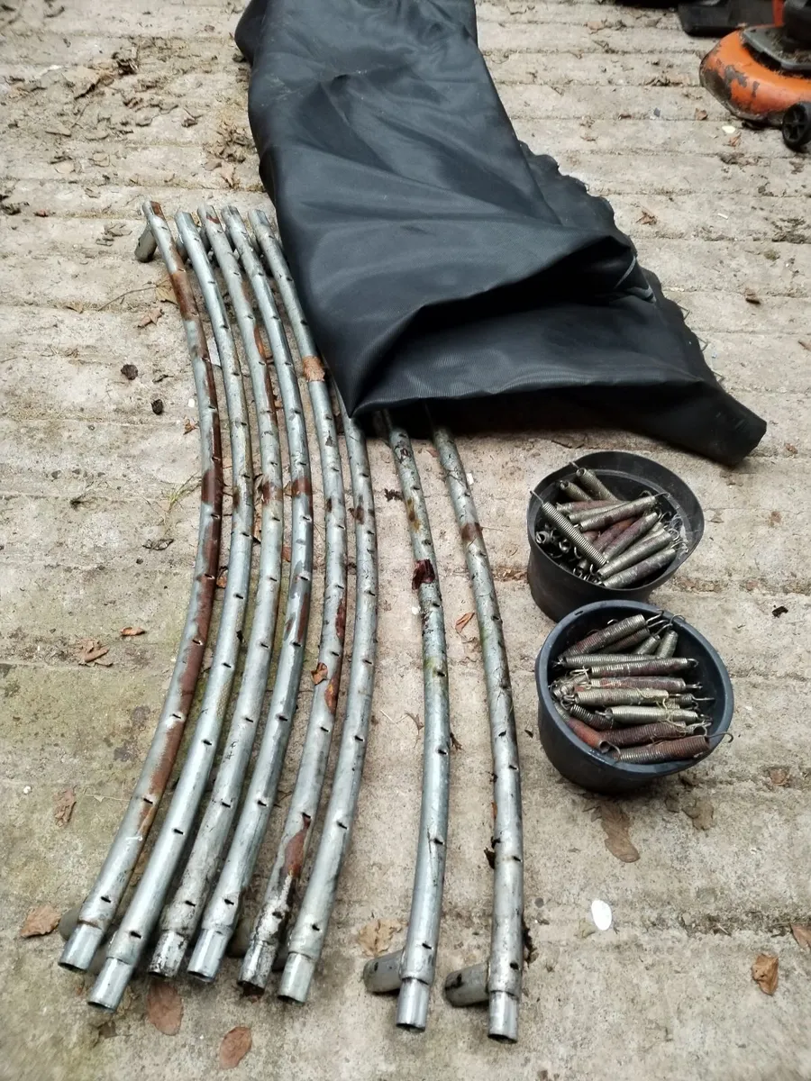 Berg go kart, digger and in ground trampoline - Image 1