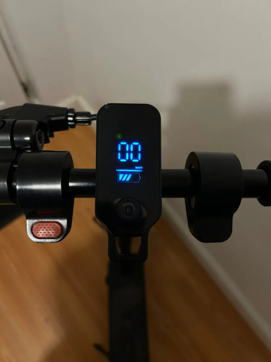 Electric Scooter - Image 2