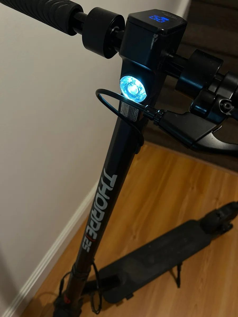 Electric Scooter - Image 3