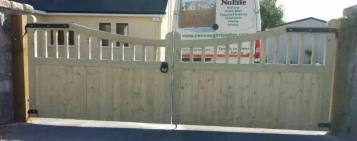 Griffin Entrance Gate