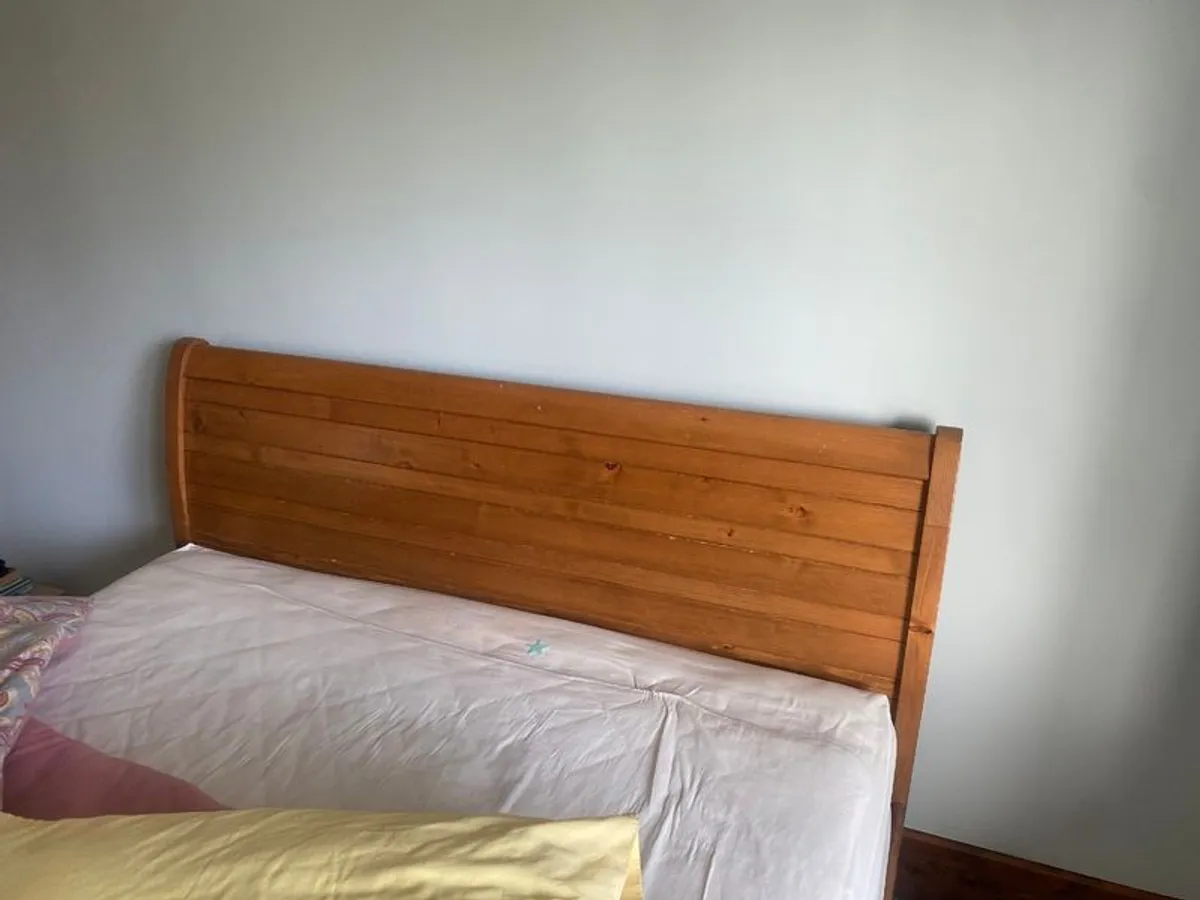 Sleigh Bed - Image 2