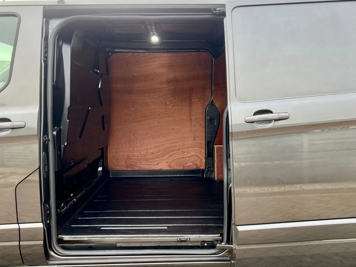 2020 Ford Transit Custom Low Roof Panel Van - Image 3