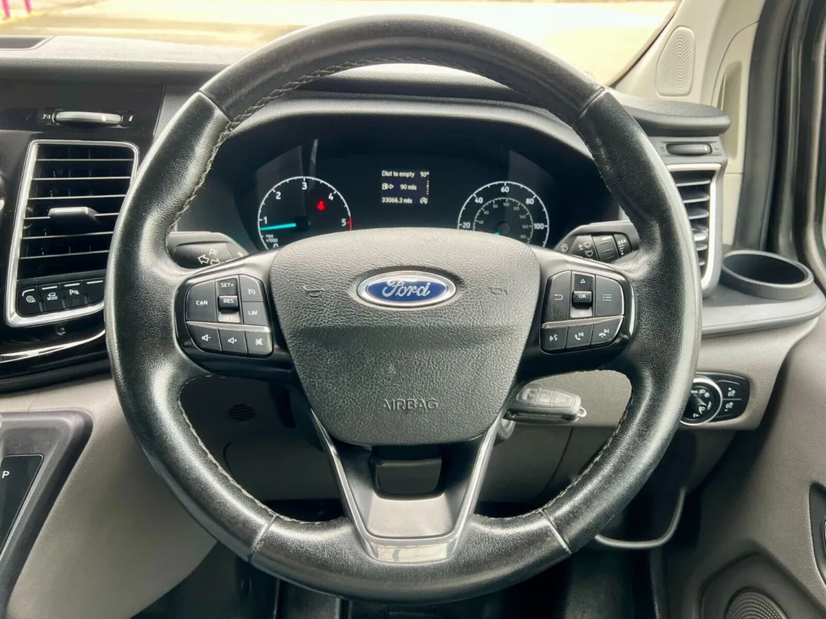 2020 Ford Transit Custom Low Roof Panel Van - Image 4