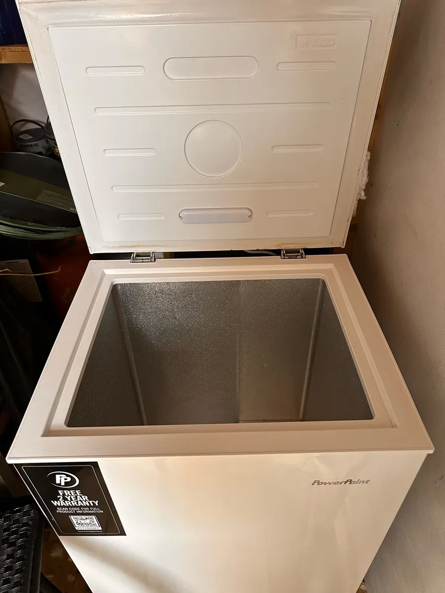 Chest Freezer – PowerPoint 99L - Image 2