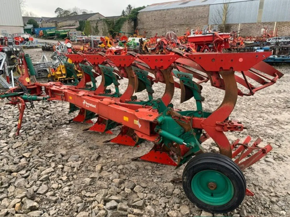 KVERNELAND 5F ED 200 ON SLATS - Image 4