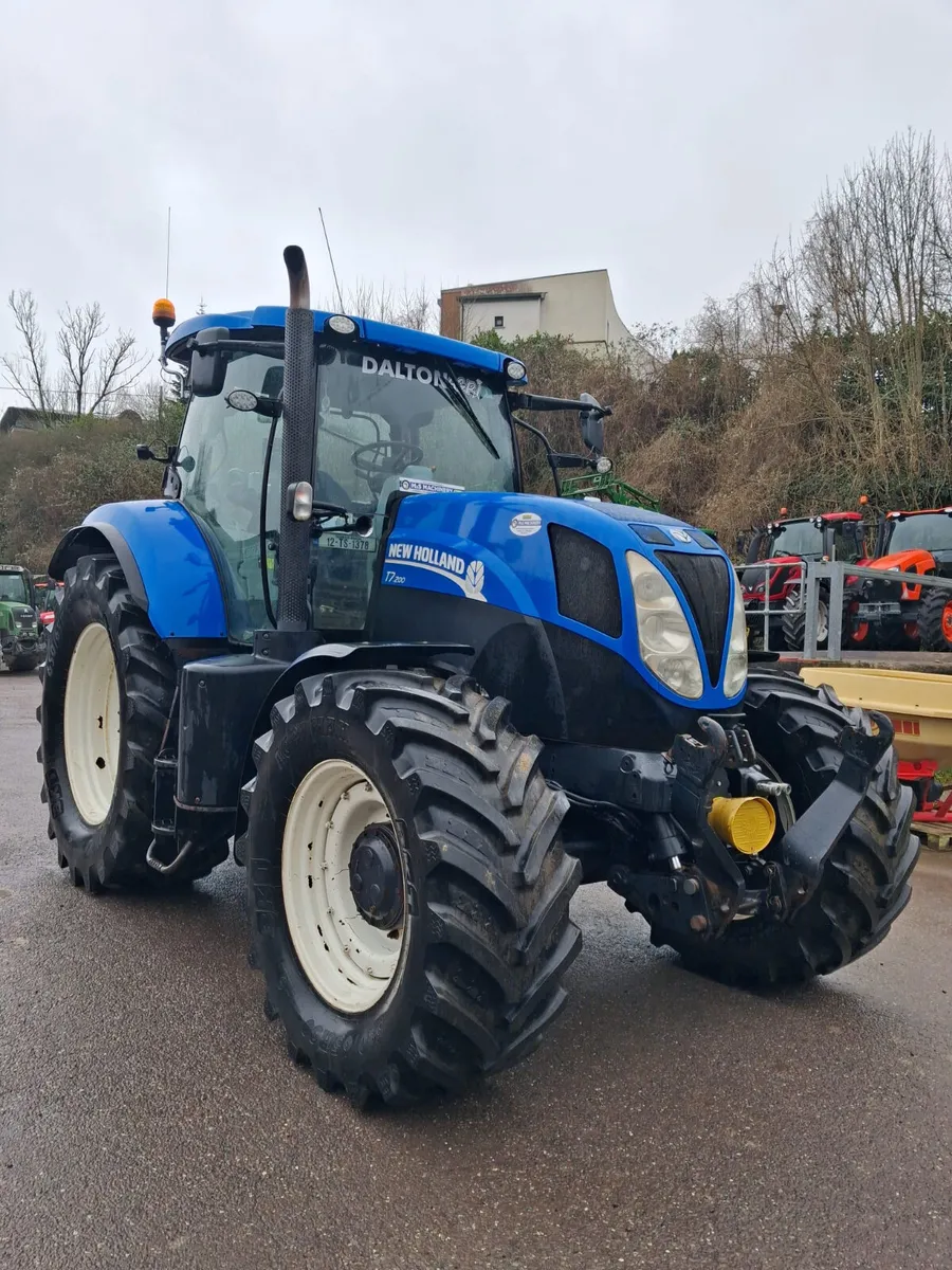 New Holland T7.200 - Image 2