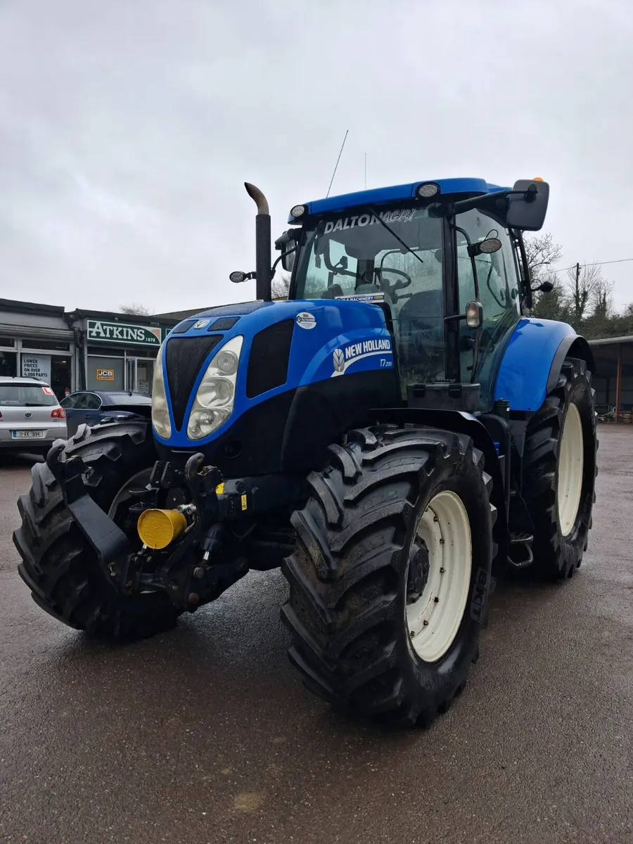New Holland T7.200 - Image 1