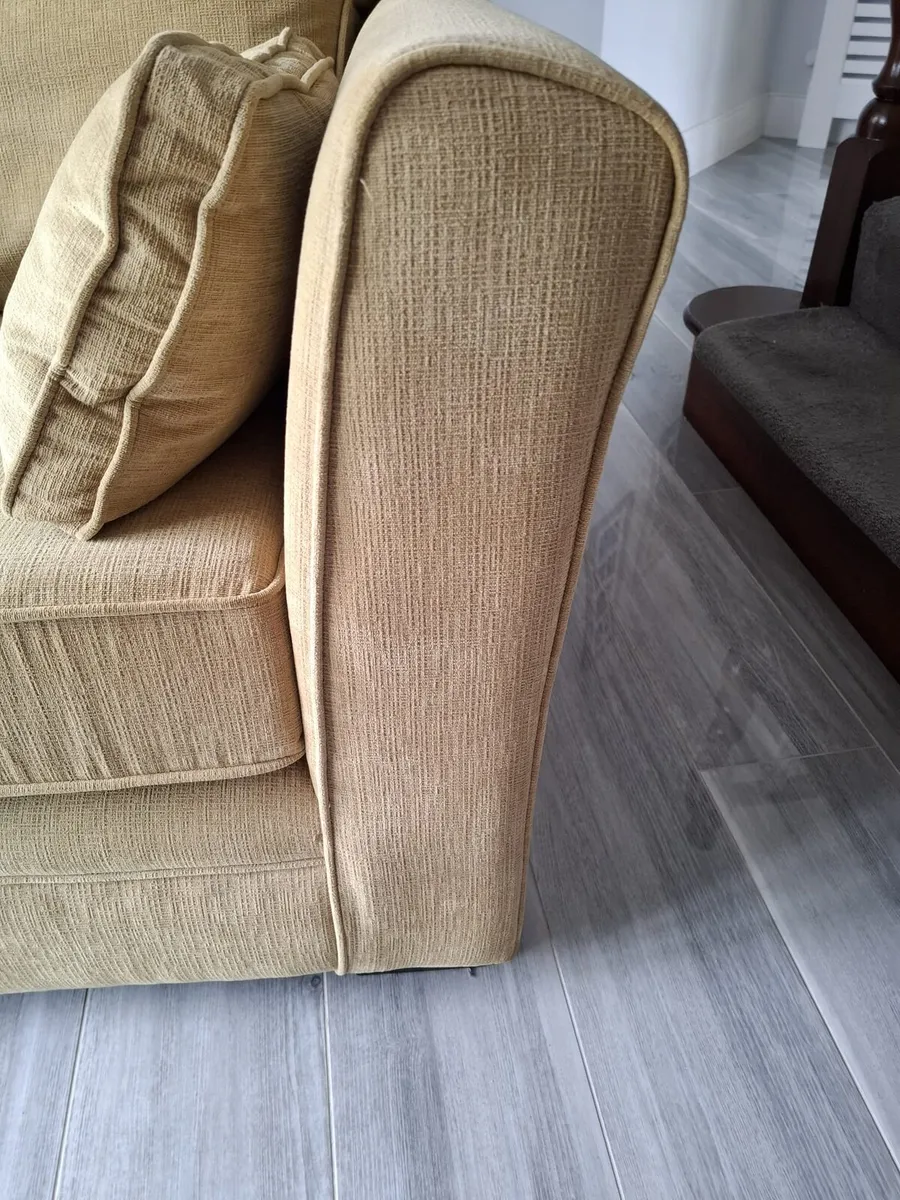 Cuddle Chair - Image 2