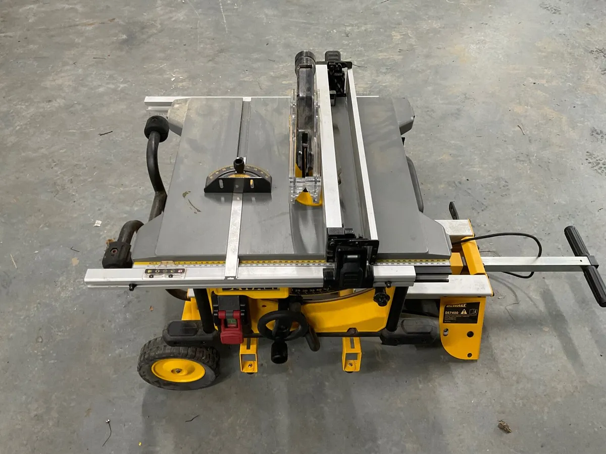 Bench saw - Image 1