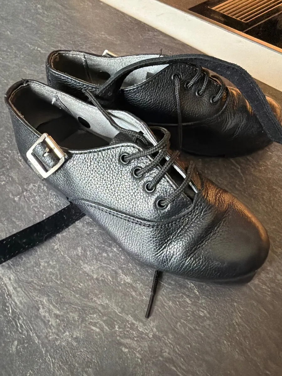 Irish dancing shoes - Image 2