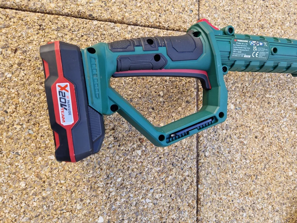 Cordless Hedge Trimmer - Image 2