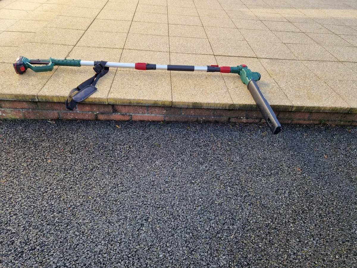 Cordless Hedge Trimmer - Image 4