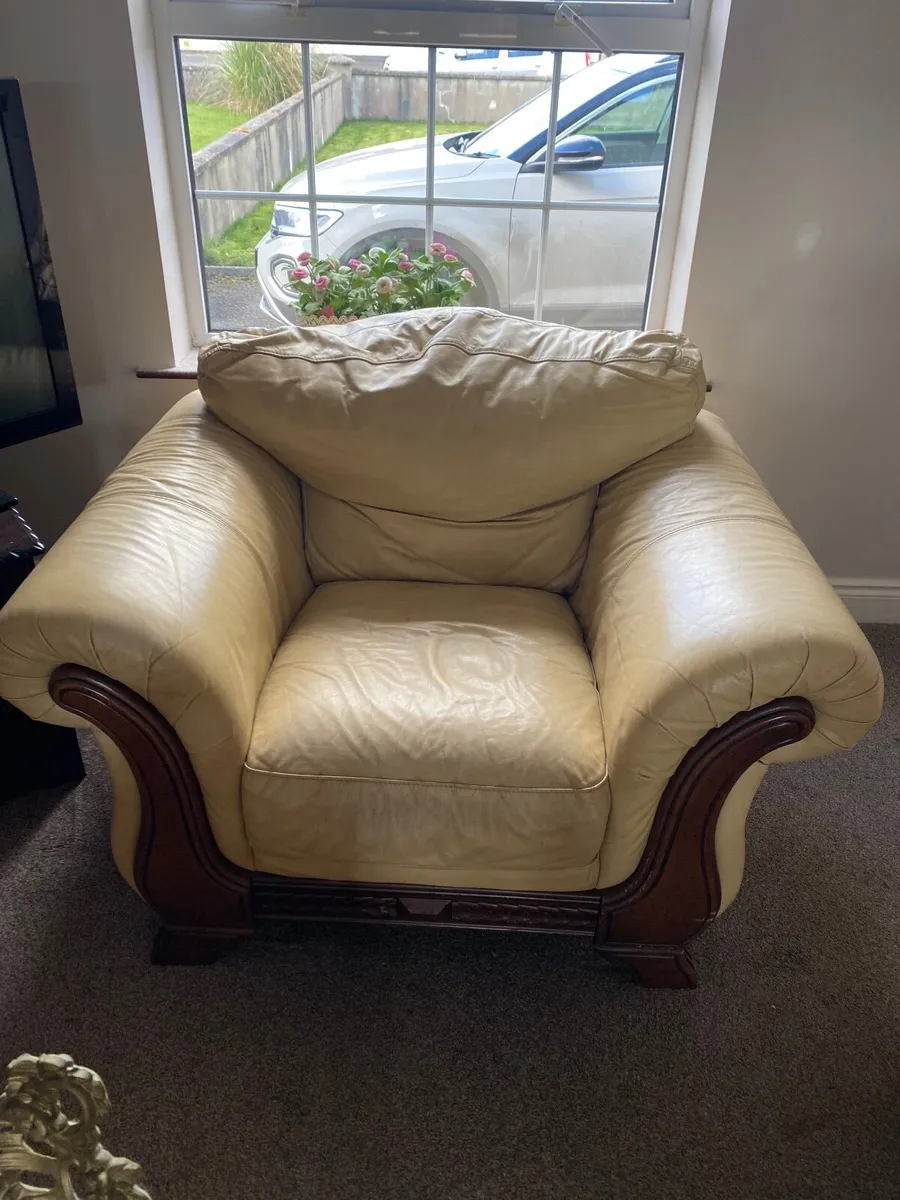 Leather suite - Image 3