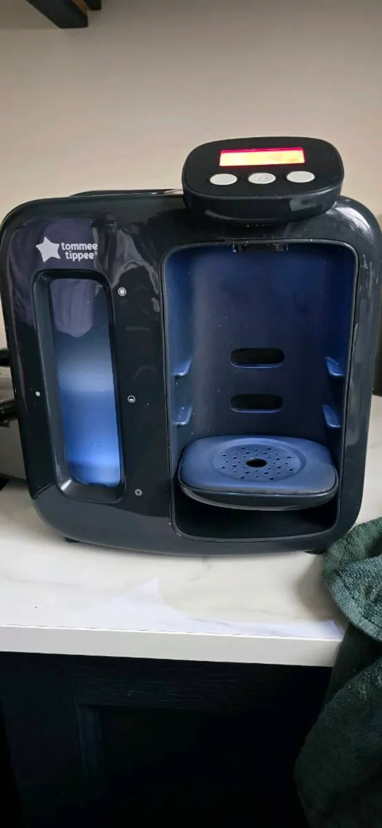 Tommy tippee perfect day night and day bottle make - Image 4