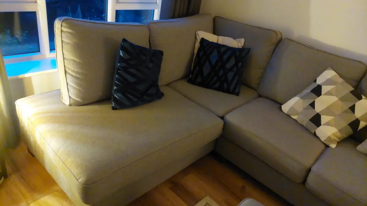 L SHAPED SOFA - Image 4