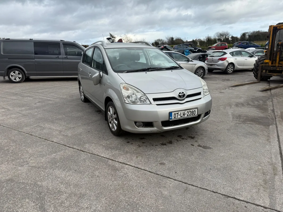 2007 Toyota Corolla Verso 1.6 VVTI - Image 2