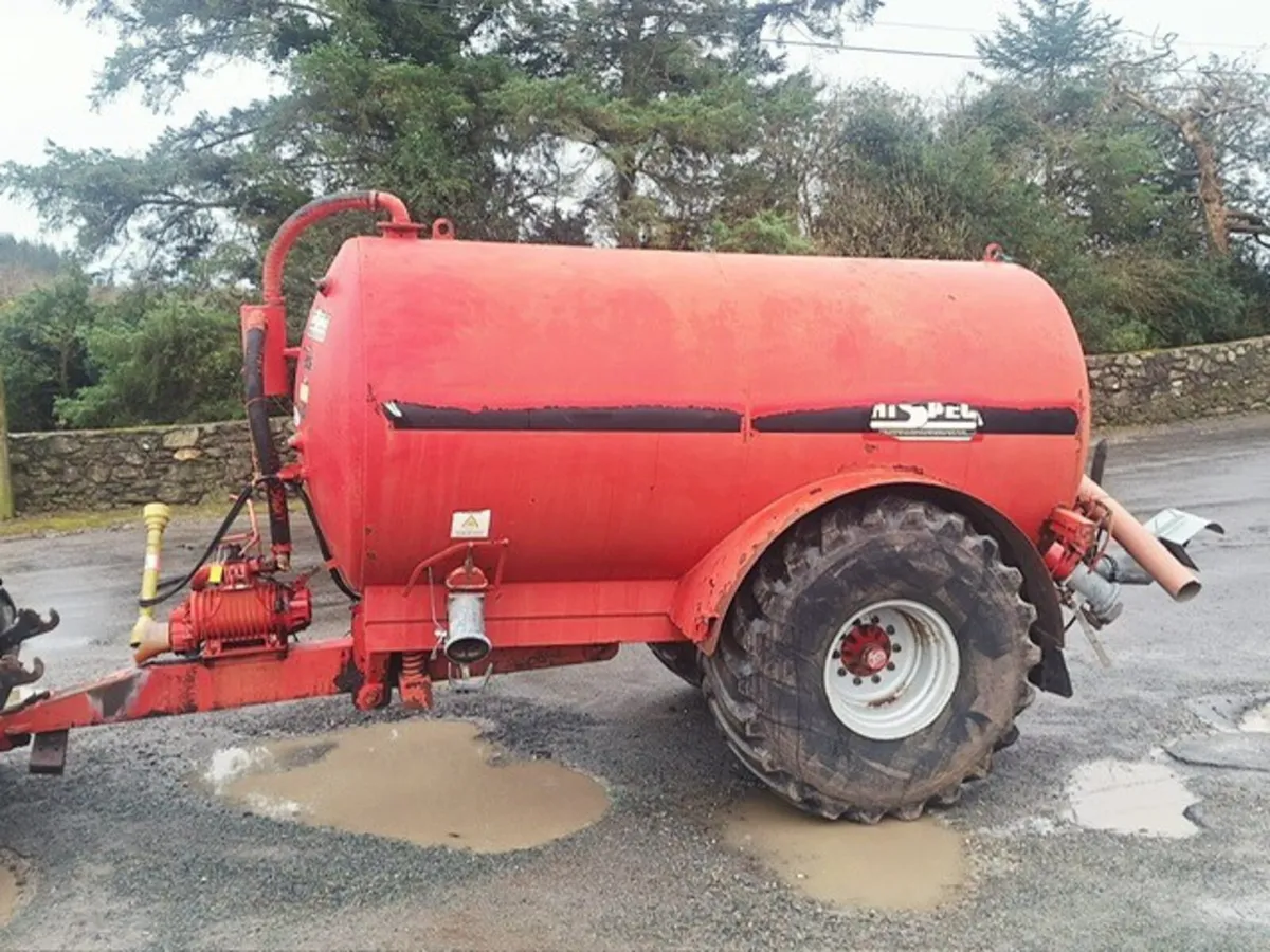 HiSpec 2300 Gal Tanker (Off Farm Condition) - Image 2