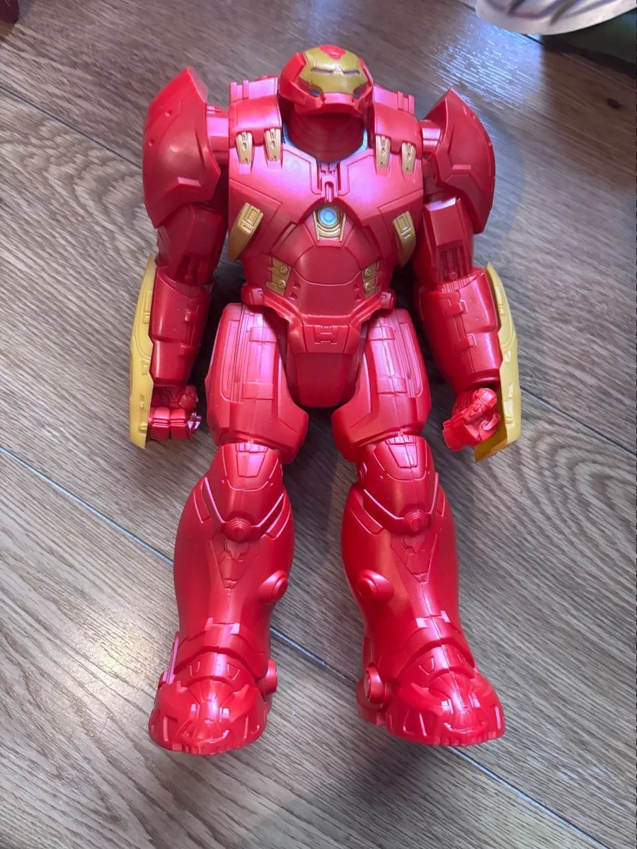 Marvel figures and masks - Image 3