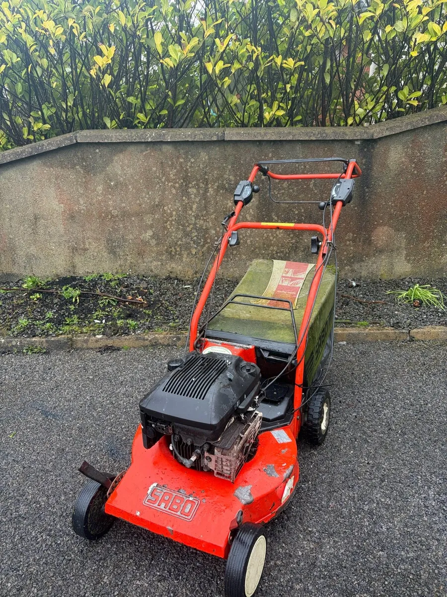Self drive lawnmower - Image 2