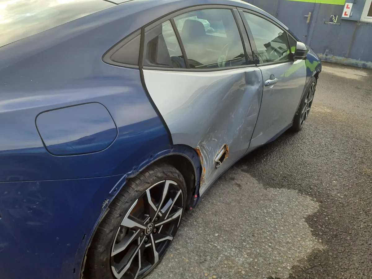 Toyota prius New Shape , 2023 - Image 3