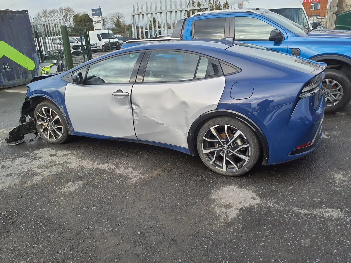 Toyota prius New Shape , 2023 - Image 2