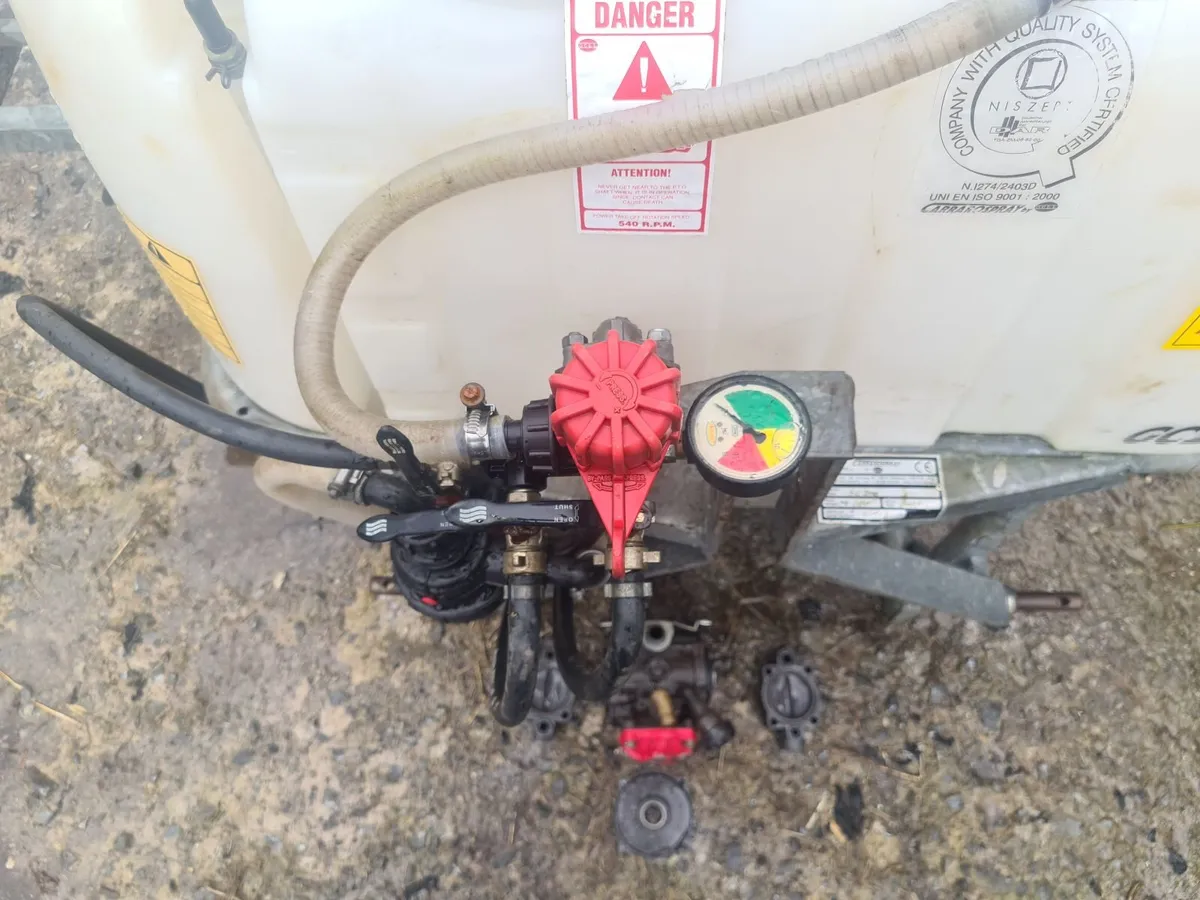 200L Delta Force sprayer - Image 4