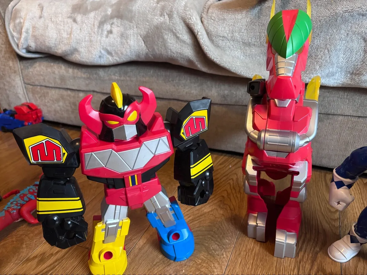 Imaginex cars,  power ranger toys and misc cars - Image 3