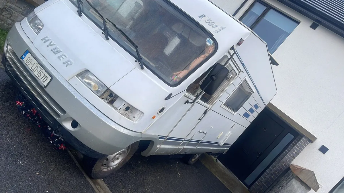 Hymer camper - Image 2