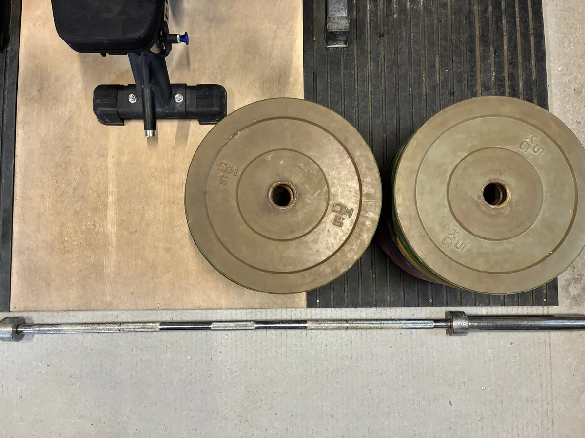200kg Bumber Plates + 7ft Olympic Bar - Image 2