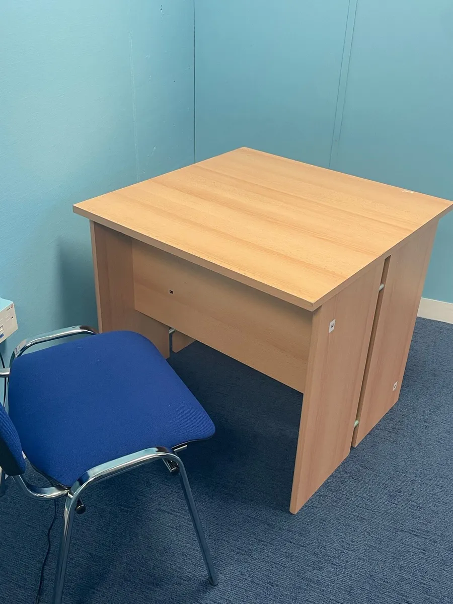 Office Desks/ tables - Image 4