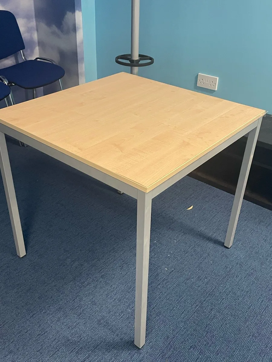 Office Desks/ tables - Image 2