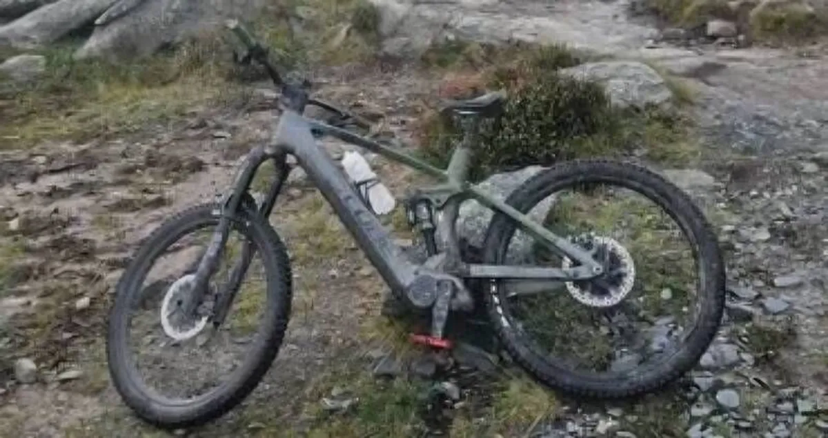 cube stereo tm hybrid ebike - Image 2