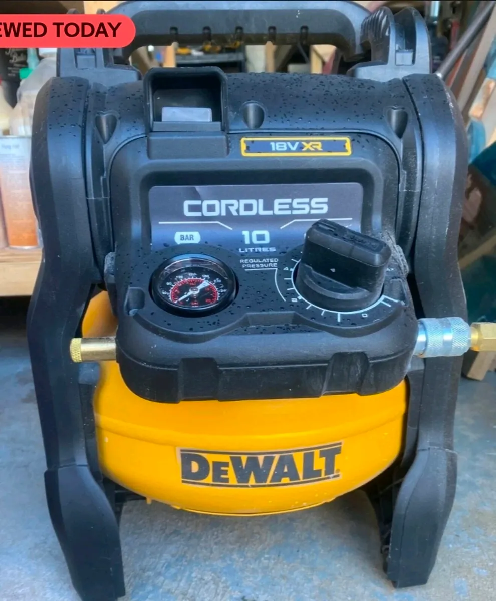 Dewalt Air Compressor & 54V 9AH Flexvolt Battery - Image 3