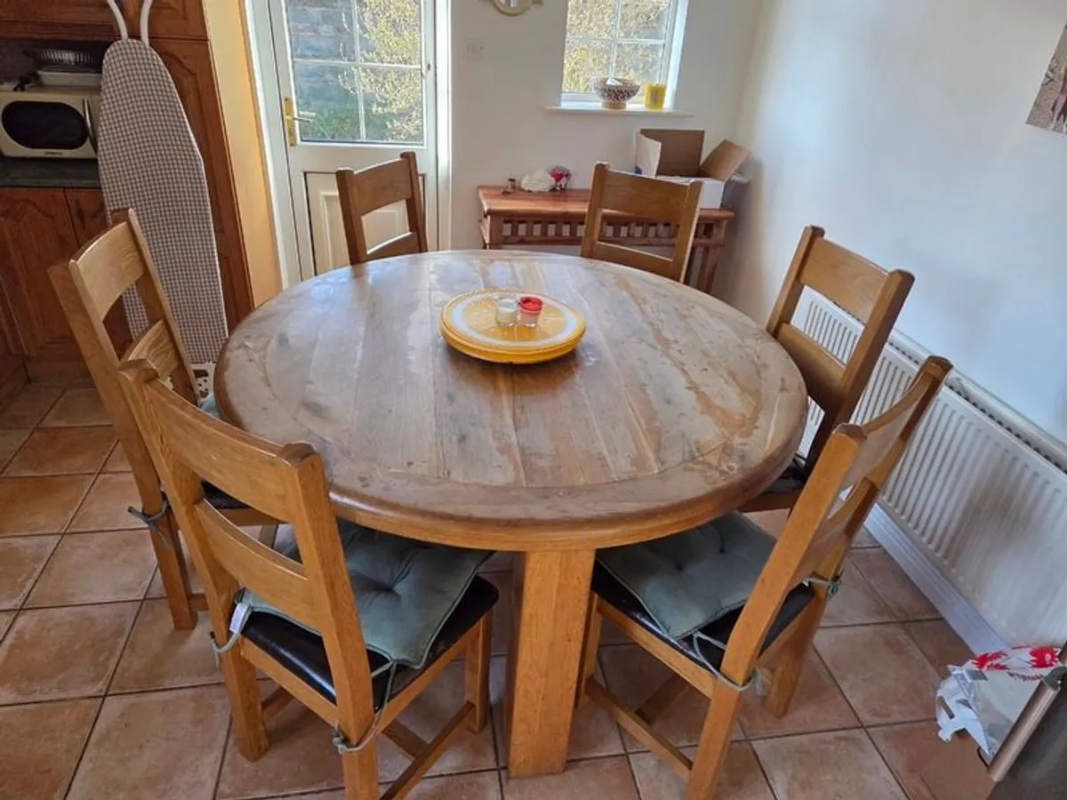 Kitchen table - Image 2