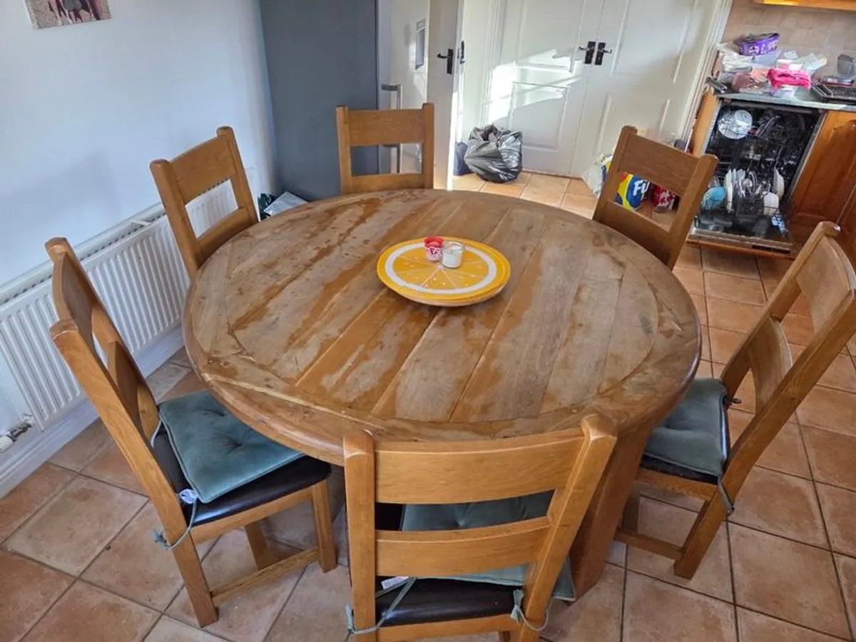 Kitchen table - Image 3