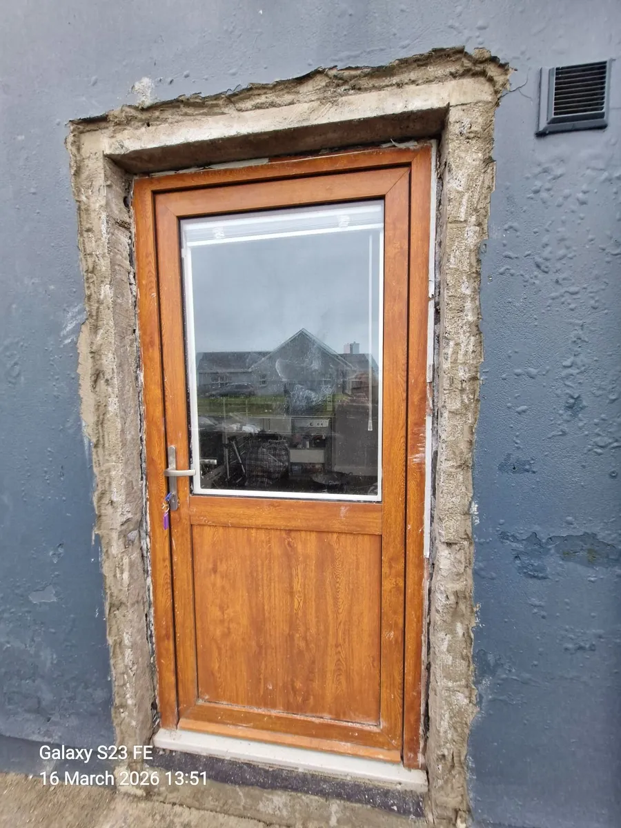 Door - Image 1