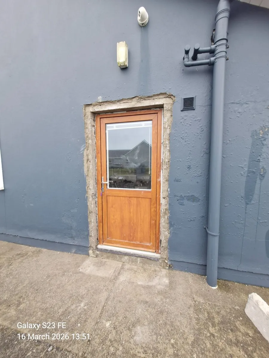 Door - Image 3