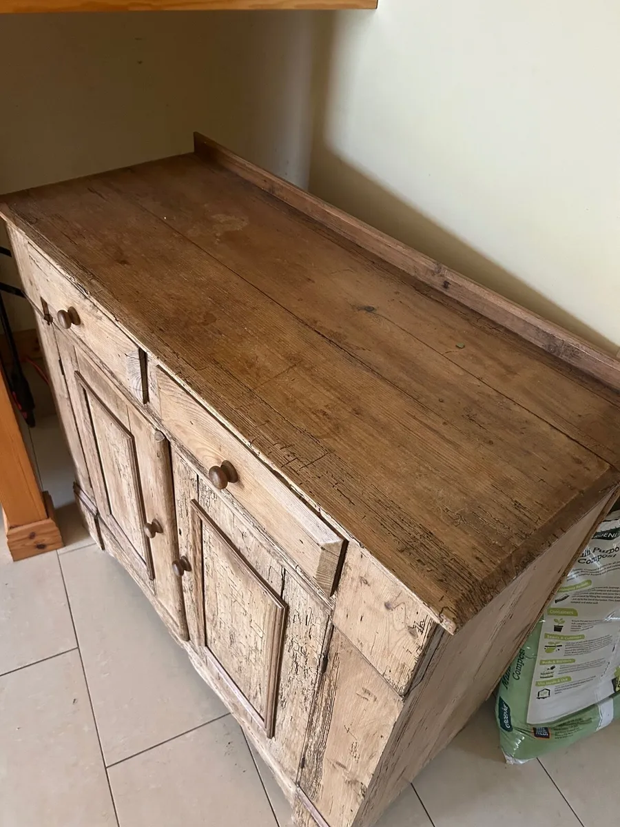 Antique pine dresser - Image 4