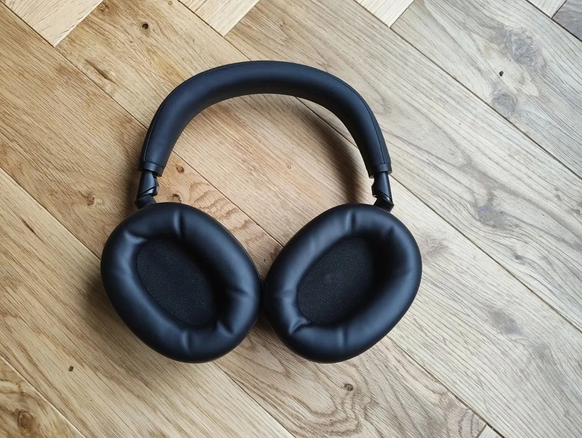 Sony WH-1000XM6 Bluetooth  headphones - Image 2