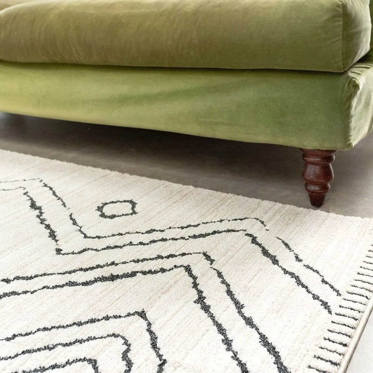 Modern Beige Moroccan Berber Polyester Carpet Rug - Image 3